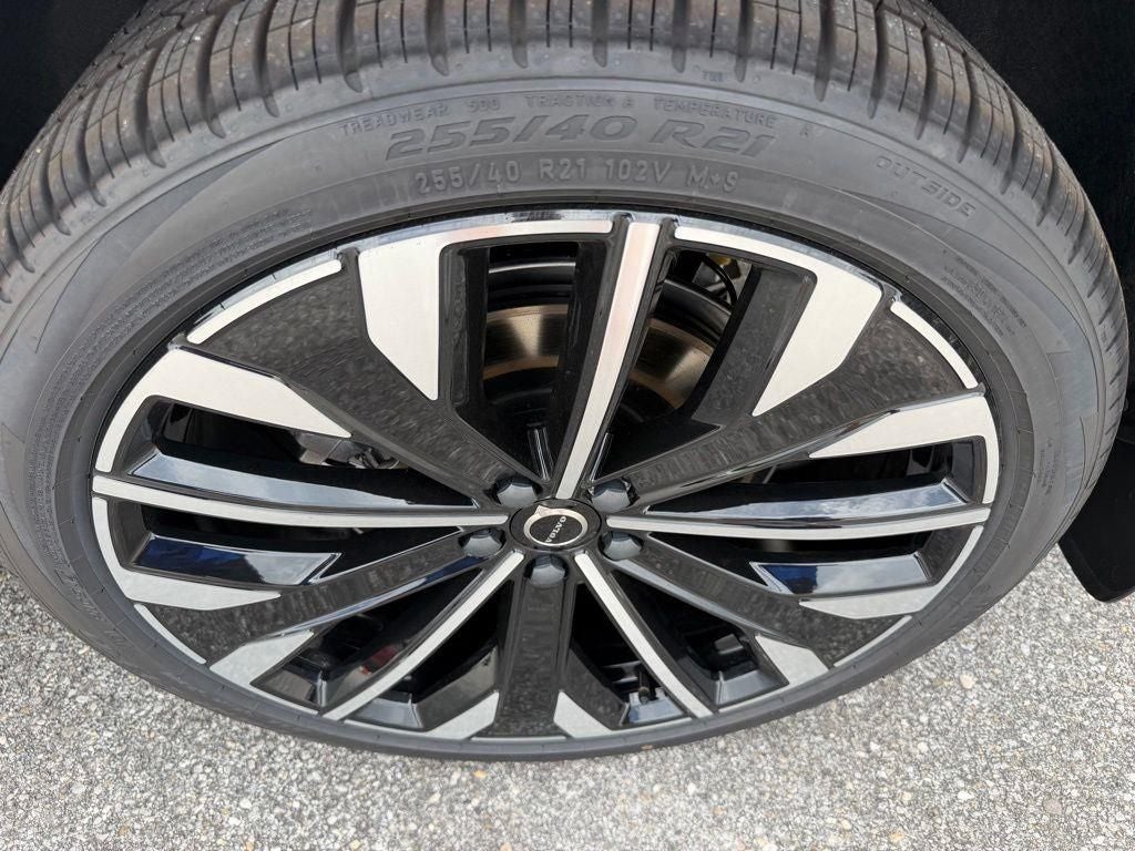 2026 Volvo XC60 Plug-In Hybrid T8 Ultra