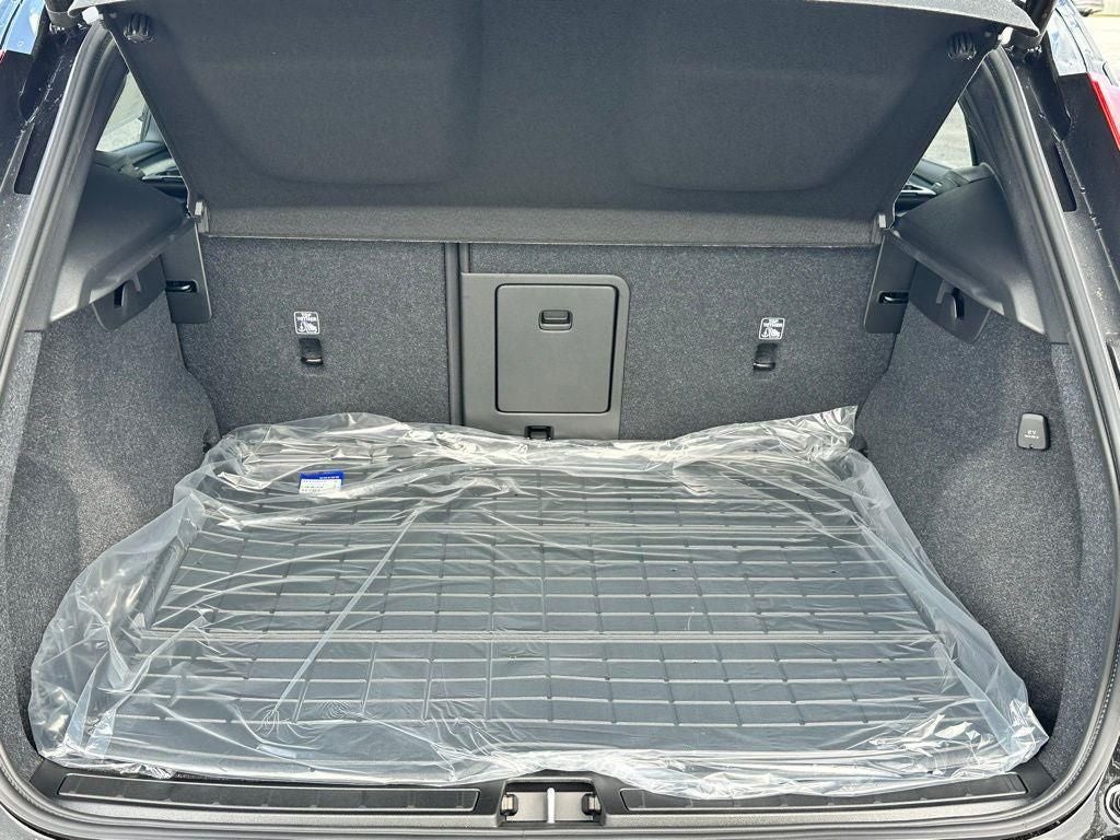 2026 Volvo XC40 B5 Ultra Black Edition