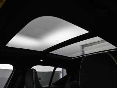 2026 Volvo XC40 B5 Ultra Black Edition