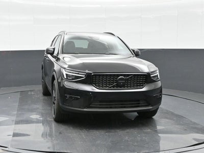 2026 Volvo XC40 B5 Ultra Black Edition
