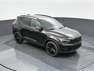 2026 Volvo XC40 B5 Ultra Black Edition