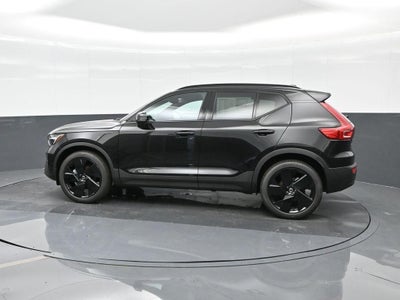 2026 Volvo XC40 B5 Ultra Black Edition