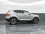 2025 Volvo XC40 B5 Ultra Bright Theme
