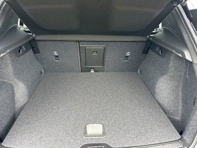 2026 Volvo XC40 B5 Core