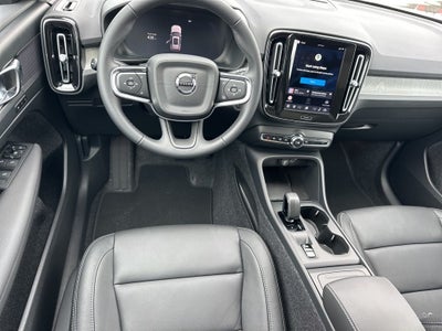 2026 Volvo XC40 B5 Core