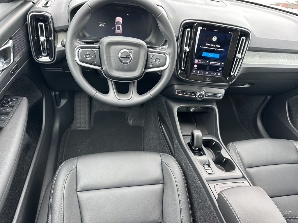 2026 Volvo XC40 B5 Core