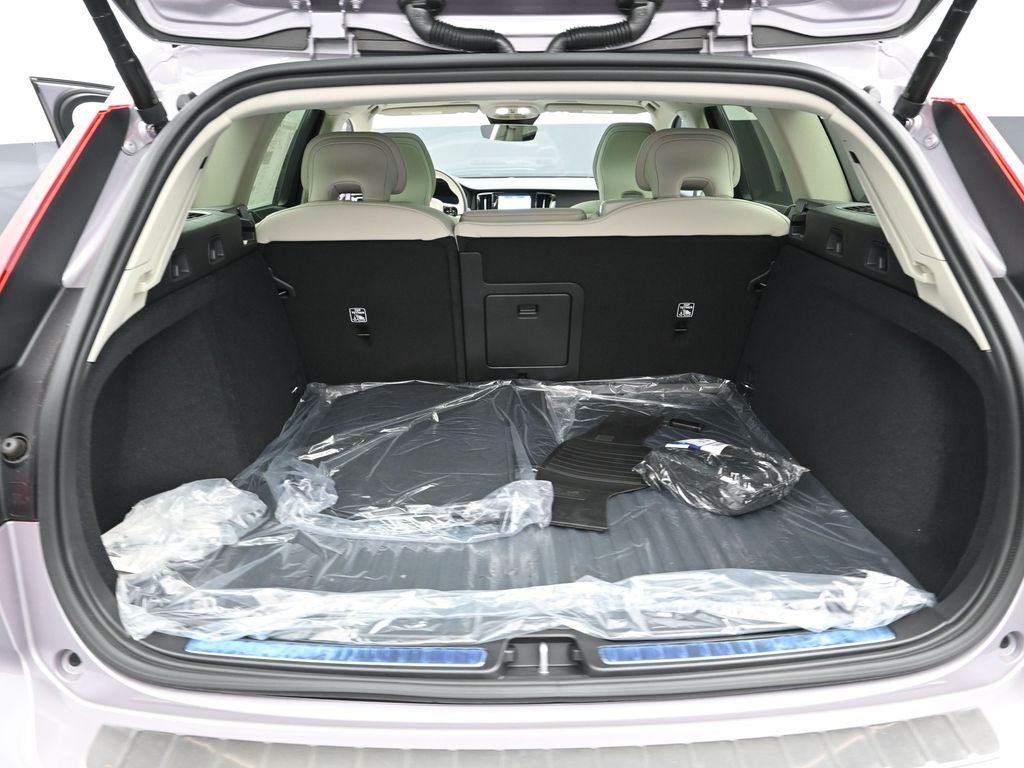 2026 Volvo V60 Cross Country B5 Plus