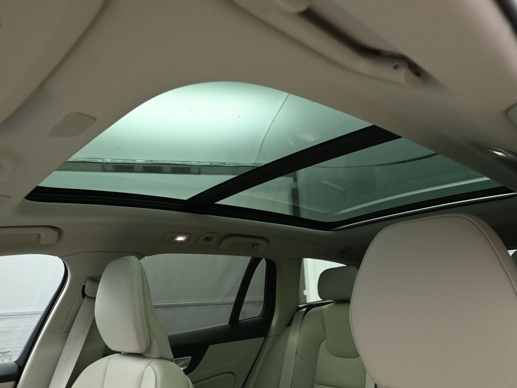 2026 Volvo V60 Cross Country B5 Plus