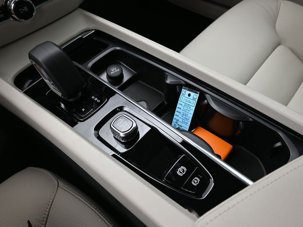 2026 Volvo V60 Cross Country B5 Plus