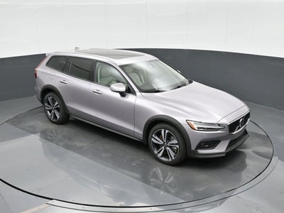 2026 Volvo V60 Cross Country B5 Plus