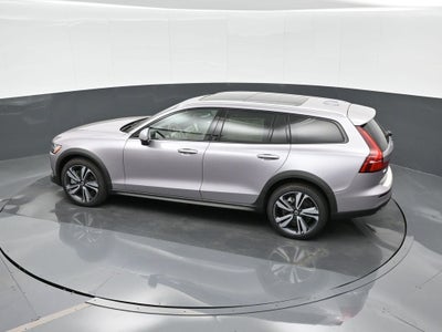 2026 Volvo V60 Cross Country B5 Plus