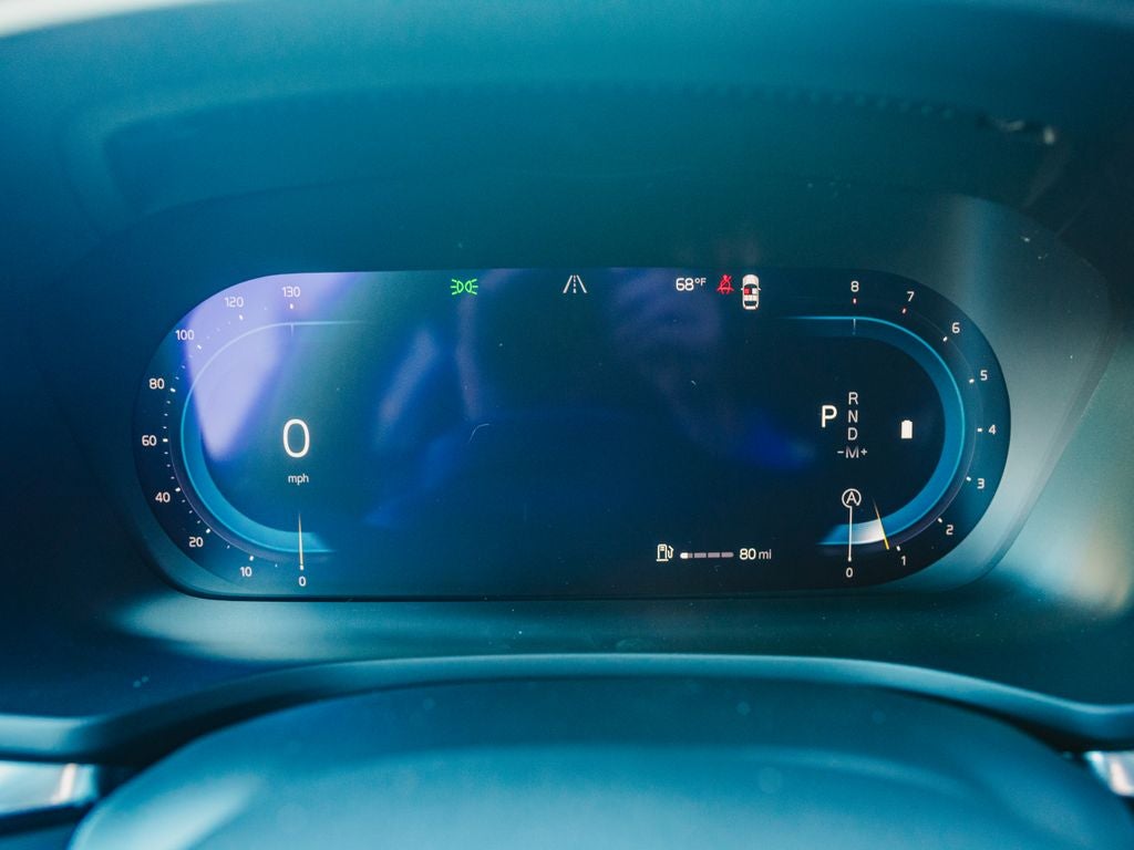 2025 Volvo V60 Cross Country B5 Plus