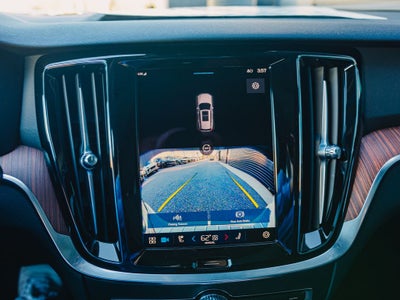 2025 Volvo V60 Cross Country B5 Plus