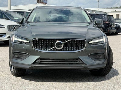 2026 Volvo V60 Cross Country B5 Plus
