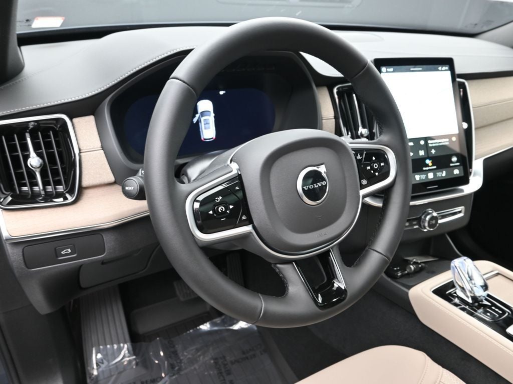 2026 Volvo XC90 B5 Plus