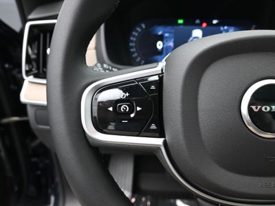 2026 Volvo XC90 B5 Plus