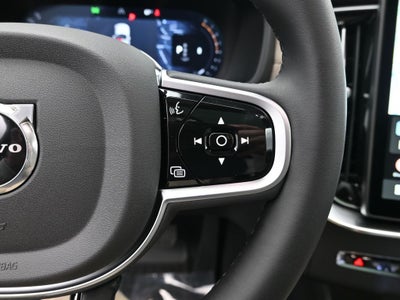 2026 Volvo XC90 B5 Plus