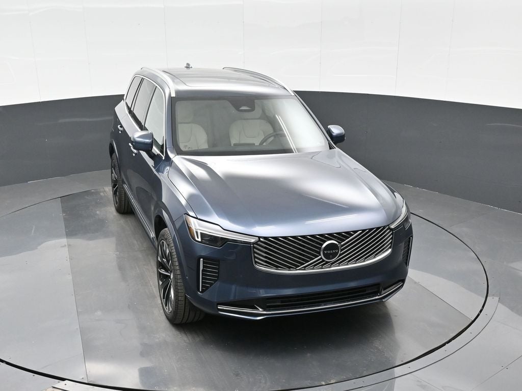 2026 Volvo XC90 B5 Plus