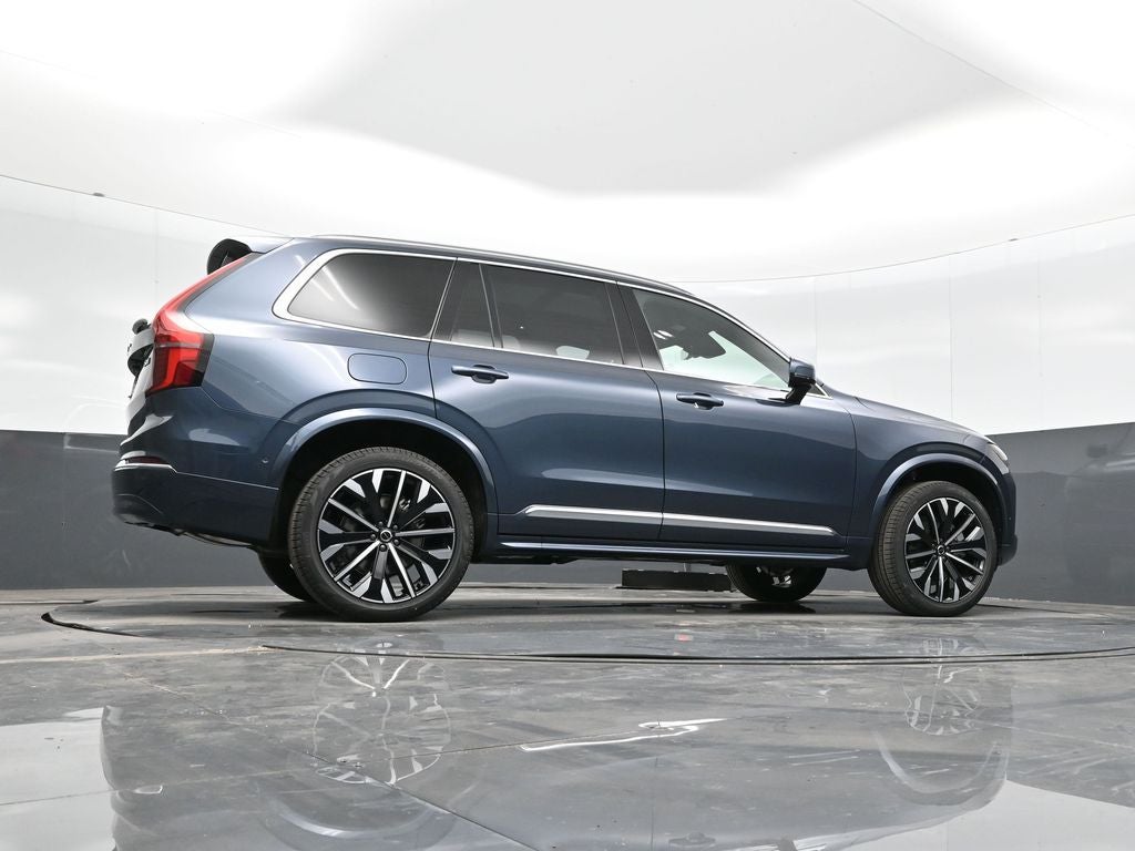 2026 Volvo XC90 B5 Plus