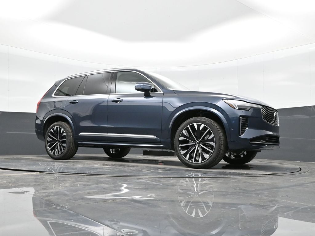 2026 Volvo XC90 B5 Plus
