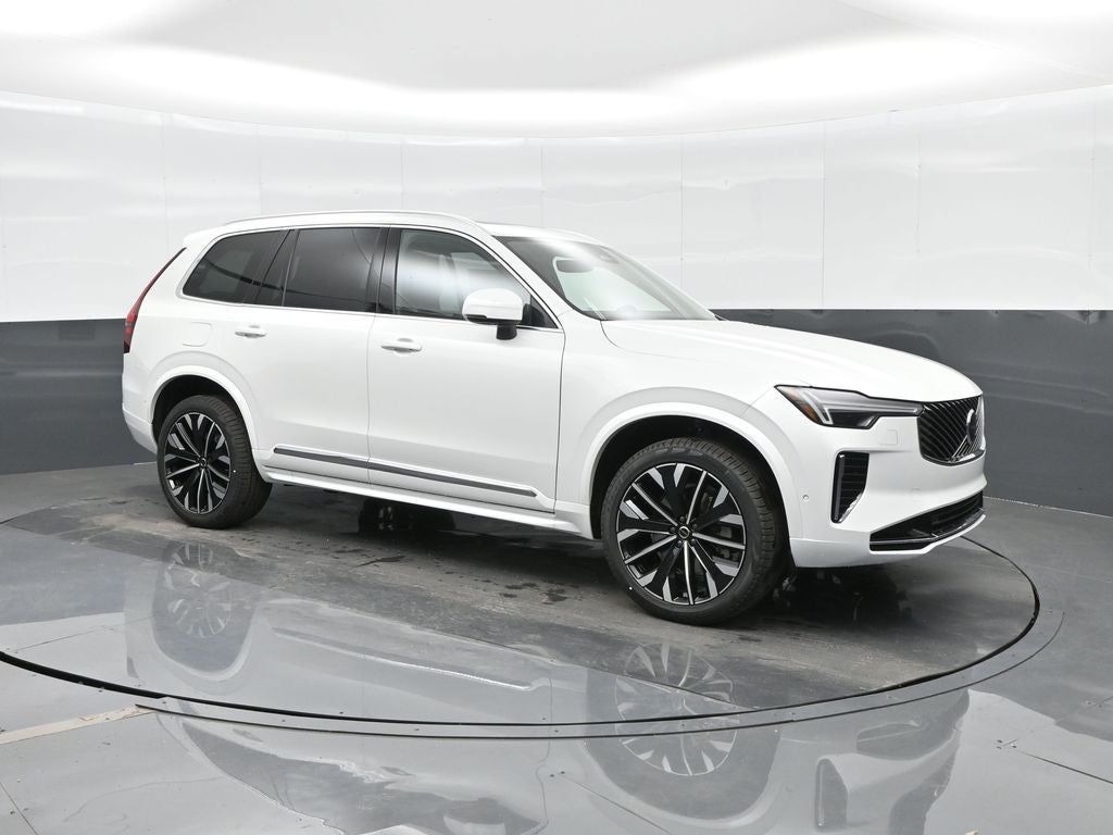 2026 Volvo XC90 B5 Plus