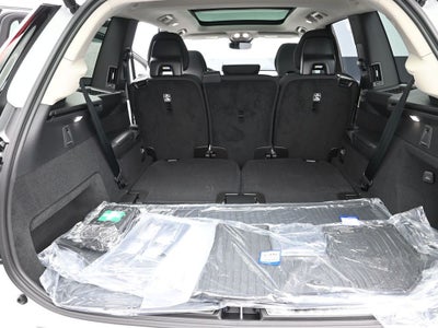 2026 Volvo XC90 B5 Plus