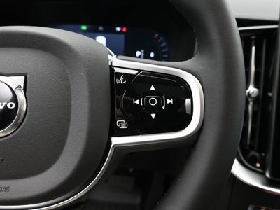 2026 Volvo XC90 B5 Plus