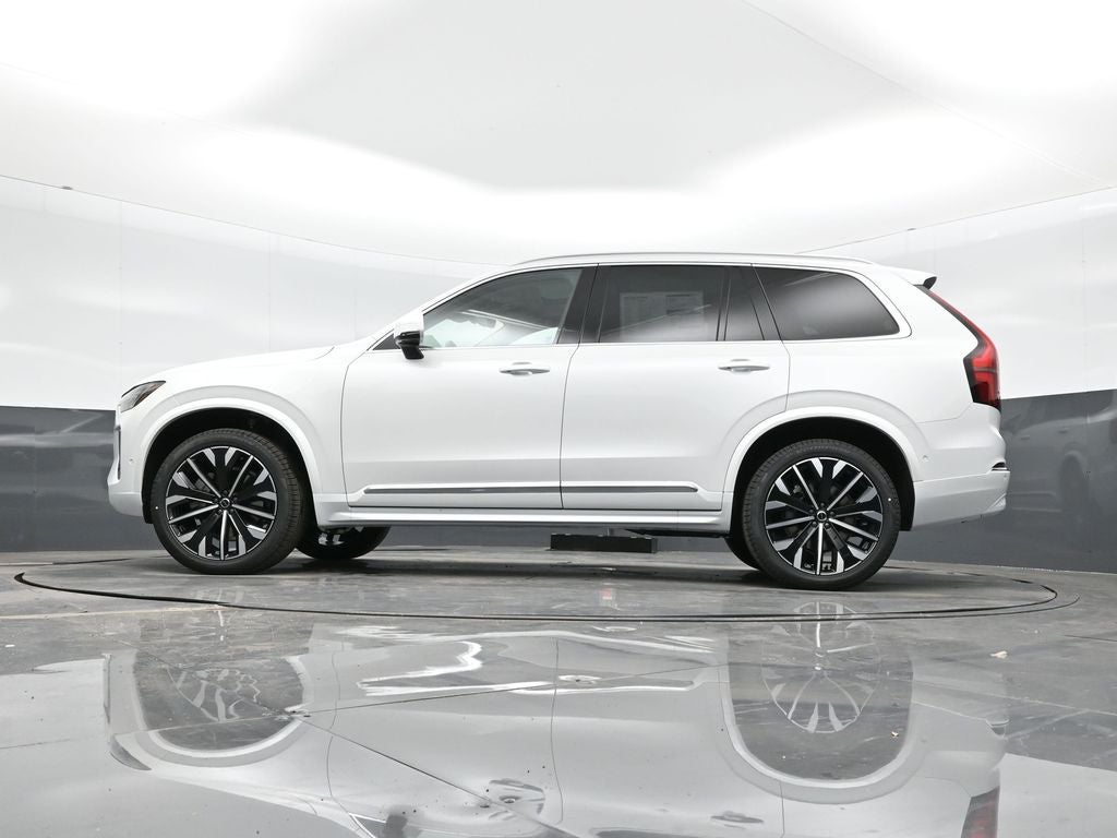 2026 Volvo XC90 B5 Plus