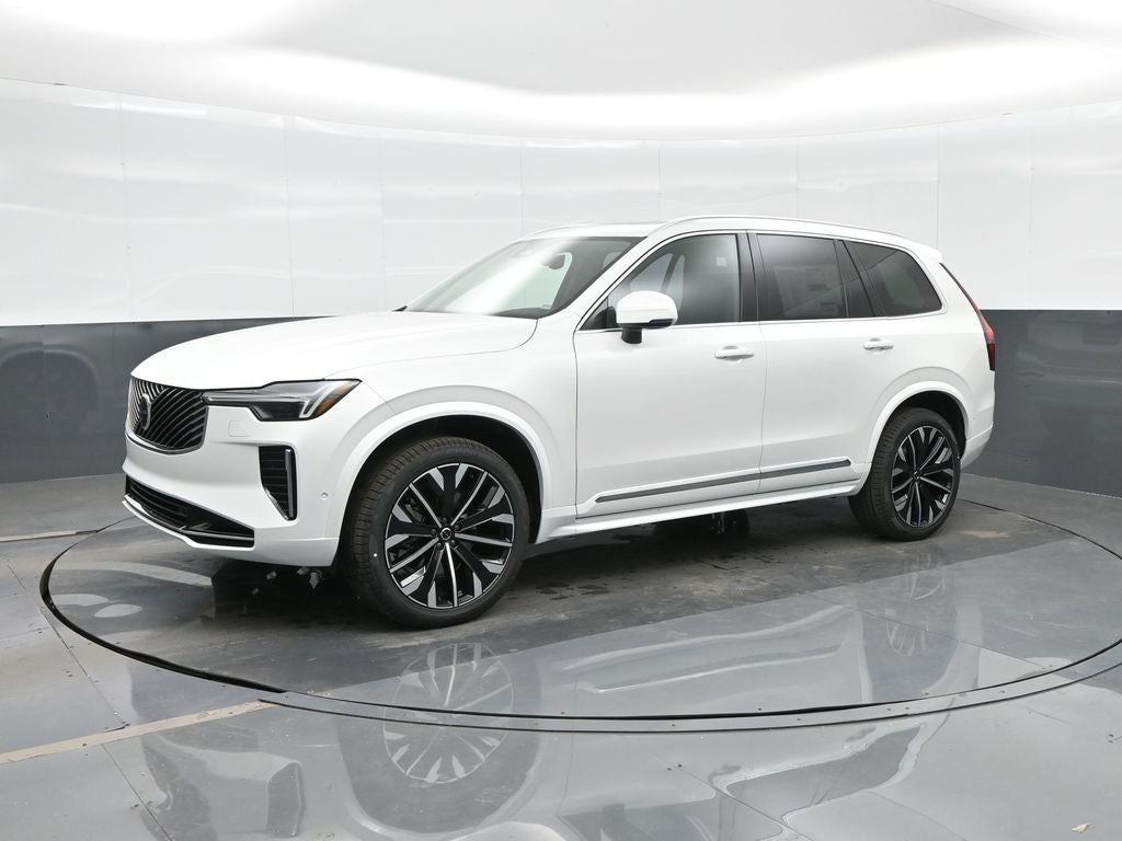 2026 Volvo XC90 B5 Plus