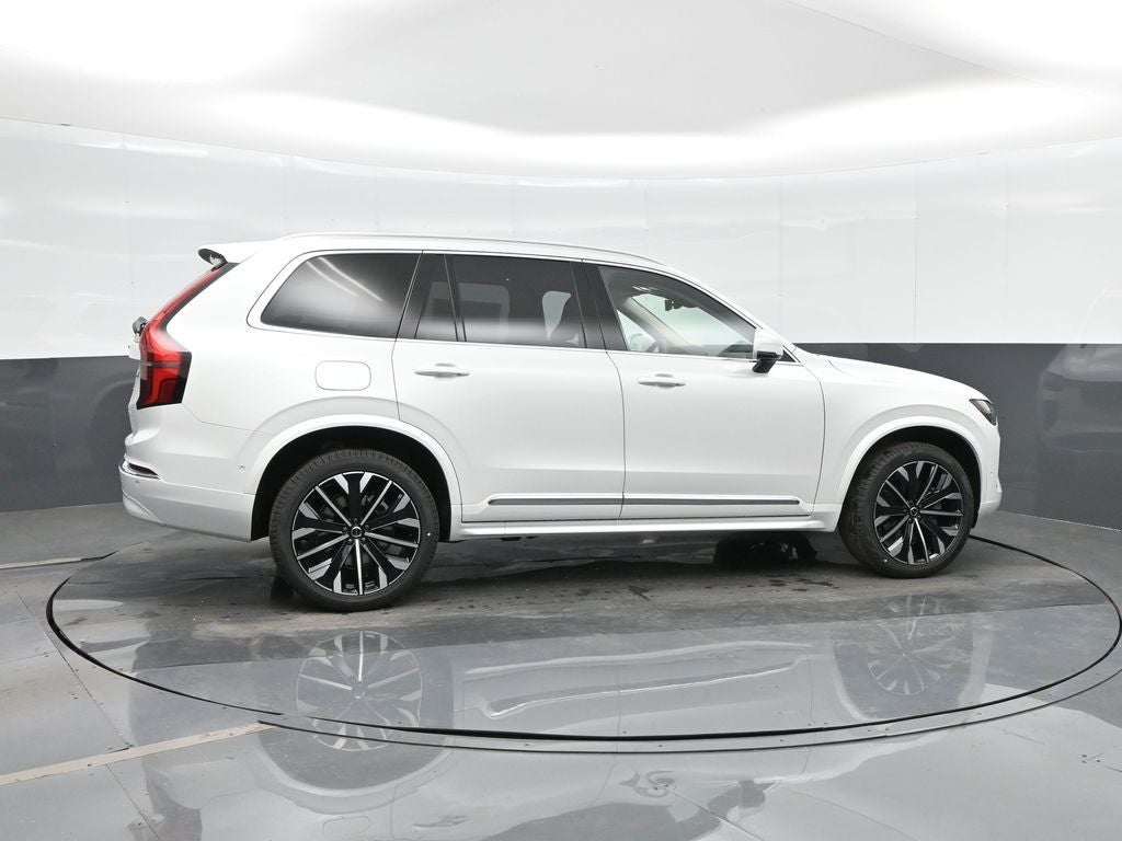 2026 Volvo XC90 B5 Plus