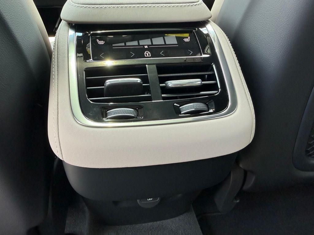 2026 Volvo XC90 B5 Core