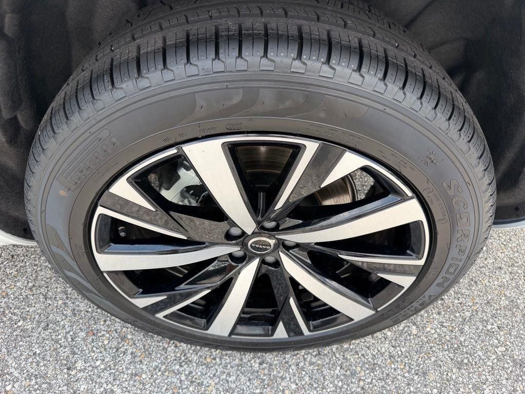 2026 Volvo XC90 B5 Core