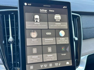 2026 Volvo XC90 B5 Core