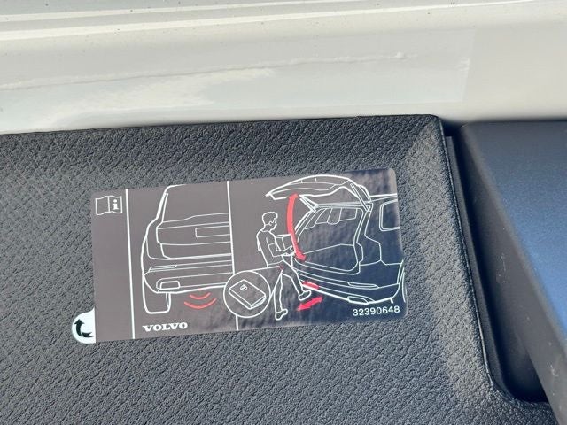 2026 Volvo XC90 B5 Core