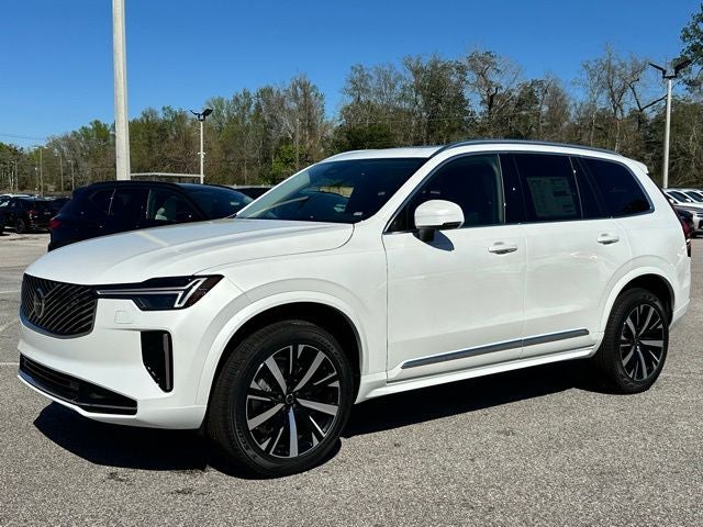 2026 Volvo XC90 B5 Core