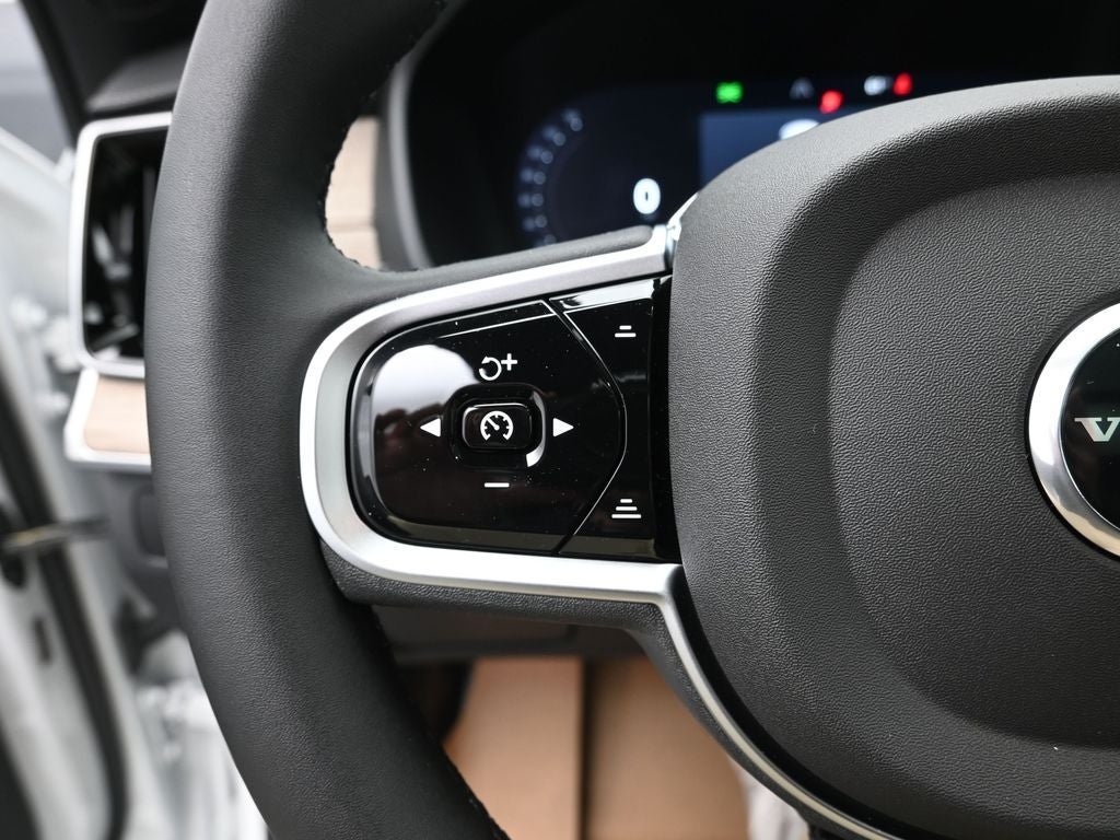 2026 Volvo XC90 B5 Core