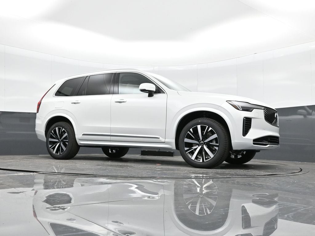 2026 Volvo XC90 B5 Core