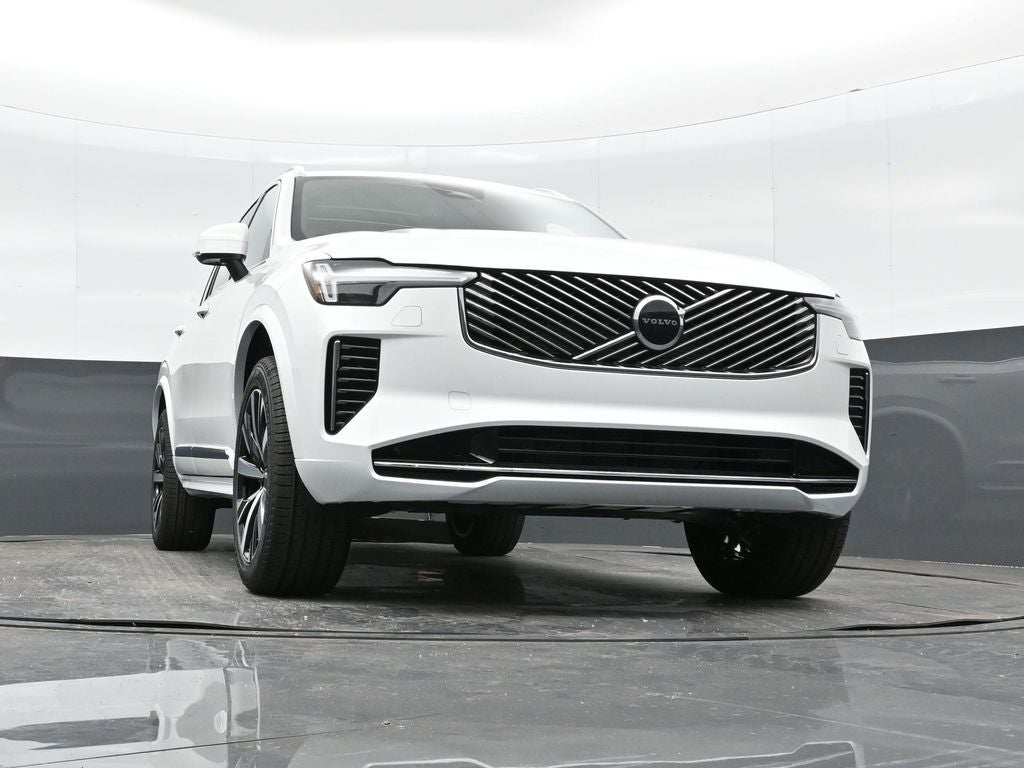 2026 Volvo XC90 B5 Core