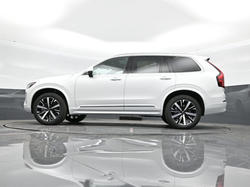 2026 Volvo XC90 B5 Core