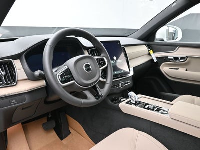 2026 Volvo XC90 B5 Core