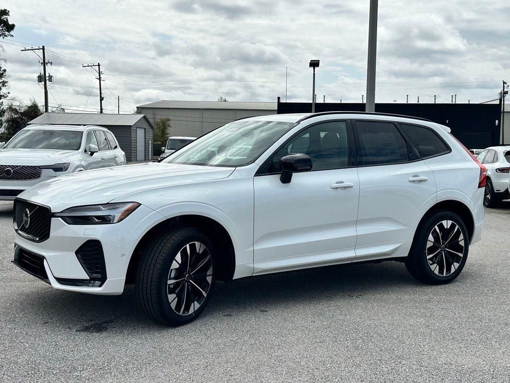 2026 Volvo XC60 B5 Plus