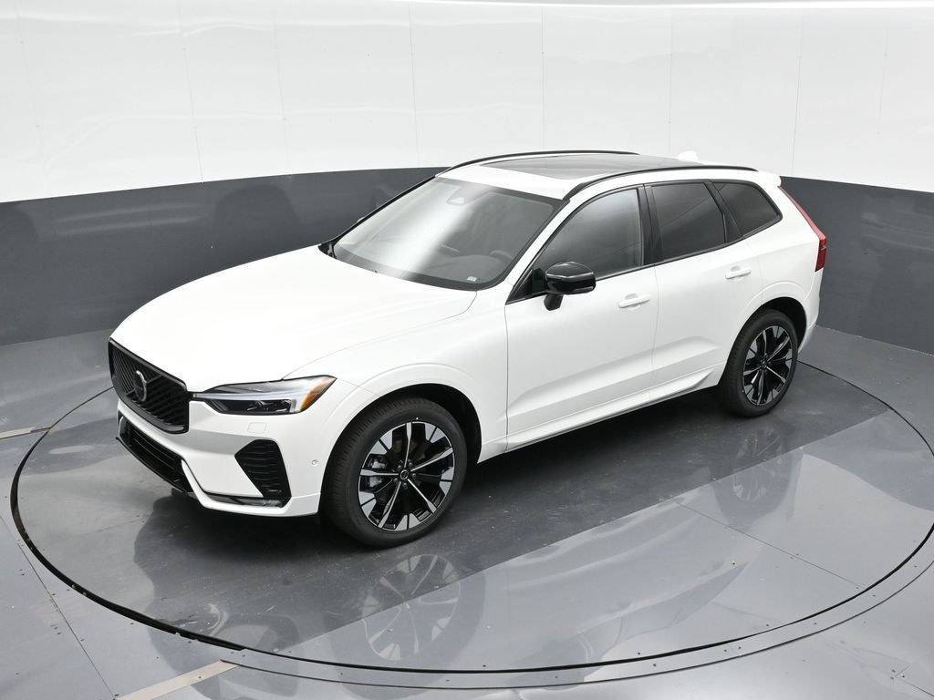 2026 Volvo XC60 B5 Plus