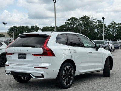 2026 Volvo XC60 B5 Plus