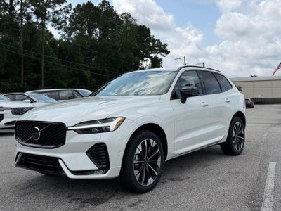 2026 Volvo XC60 B5 Plus