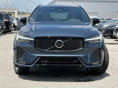 2026 Volvo XC60 B5 Plus