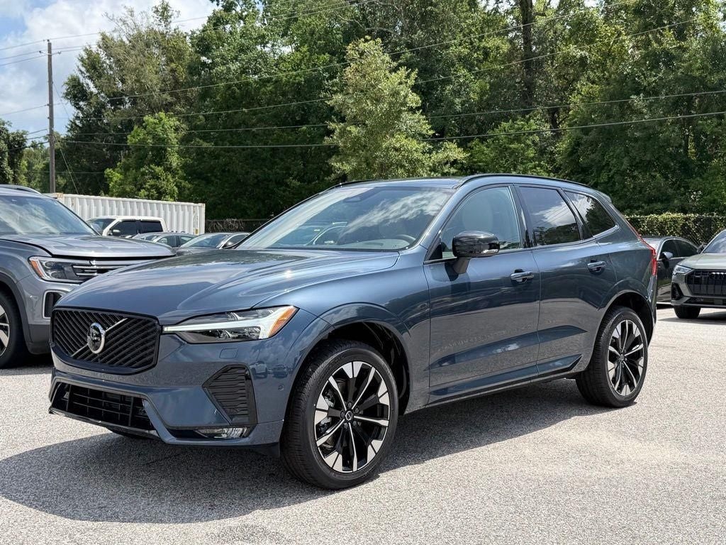 2026 Volvo XC60 B5 Plus