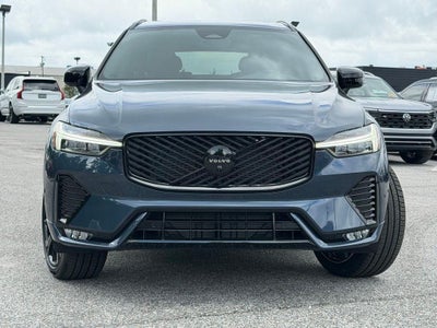 2026 Volvo XC60 B5 Ultra Black Edition