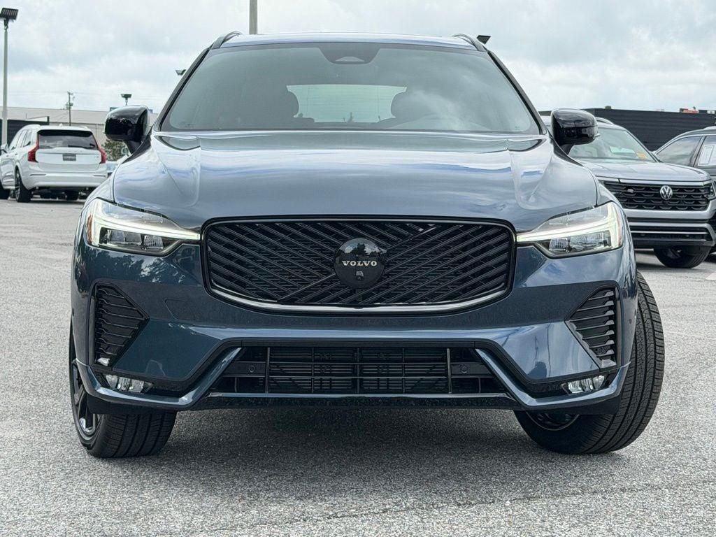 2026 Volvo XC60 B5 Ultra Black Edition