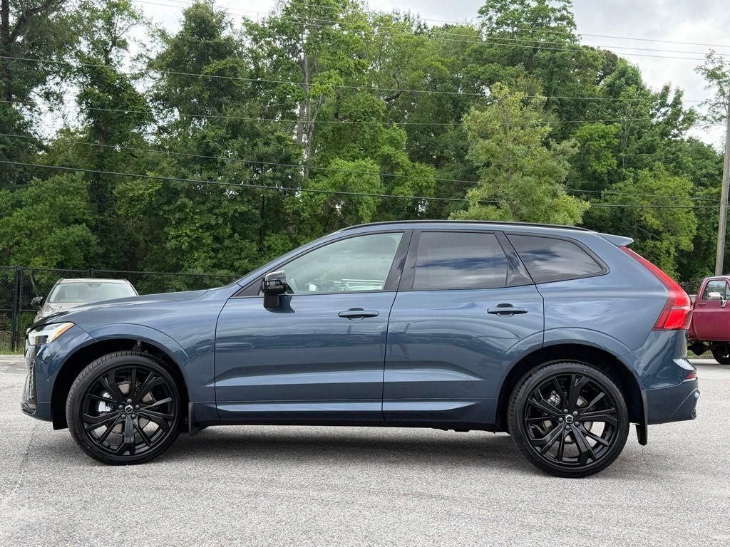 2026 Volvo XC60 B5 Ultra Black Edition