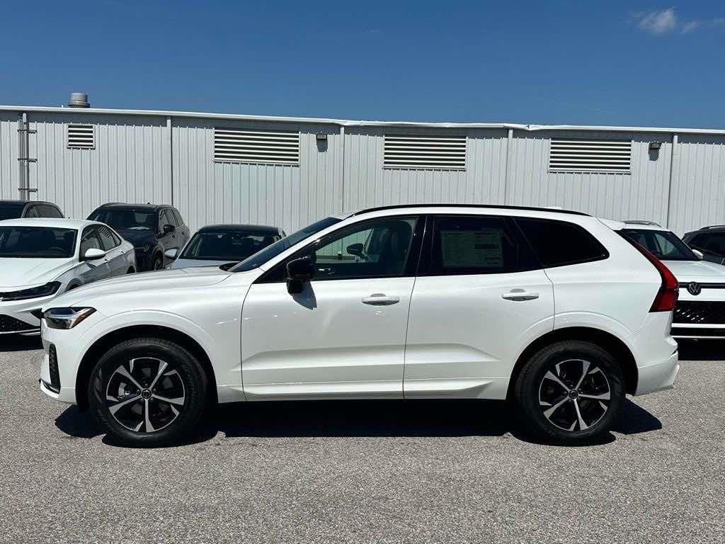 2026 Volvo XC60 B5 Core